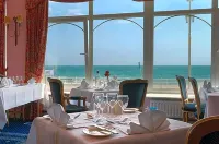 Royal Victoria Hotel