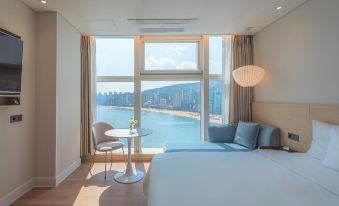 Hotel Marine View