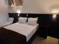 GH Hotel Express - balcony