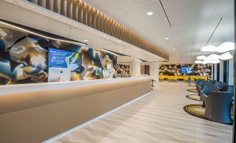 Prize by Radisson, Bern City