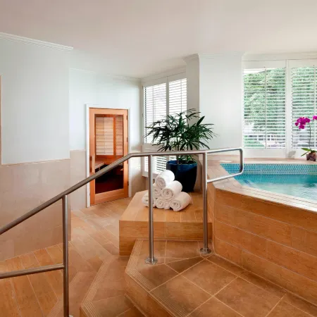 Moana Surfrider, A Westin Resort & Spa, Waikiki Beach
