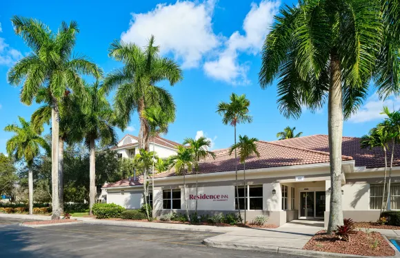 勞德代爾堡普蘭特市居家酒店