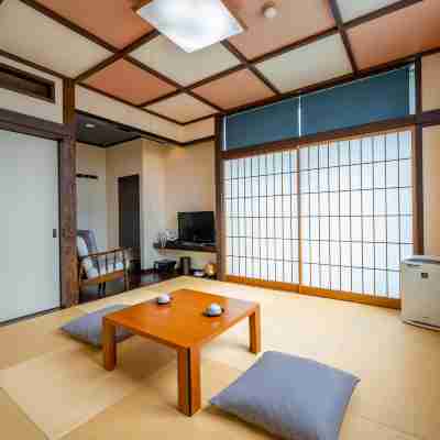 銀鱗荘ことぶき Rooms