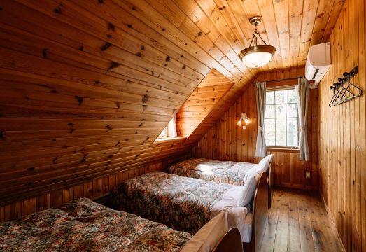 Canadian Village Montreal 객실