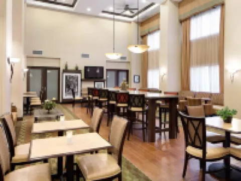 Hampton Inn & Suites Chicago/St. Charles