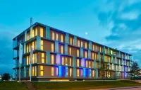 Holiday Inn Express Utrecht - Papendorp Các khách sạn gần Centraal Museum