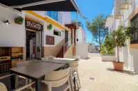 Private Room in the Fishing Port of Marbella
