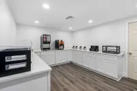 Super 8 by Wyndham Kissimmee/Orlando - Bữa sáng