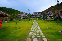KyCo Peninsula Quy Nhon Resort Hotels near Ky Co Beach