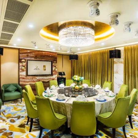 Hotel Golden Dragon