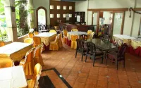 Intan Hotel Purwakarta Hotels in Jatiluhur