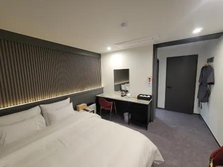 Pyeongtaek Hotel Inner Peace Отели в г. Пхёнтхэк