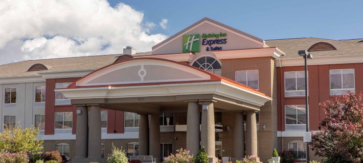 Holiday Inn Express & Suites BINGHAMTON UNIVERSITY-VESTAL by IHG Hotels in Broome County