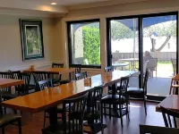 Inn on Long Lake - breakfast