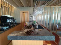 Senseana Sea Side Resort & Aquadventure - bar
