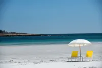 The Tides Beach Club - Beach