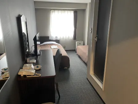 Takatsuki Sun Hotel