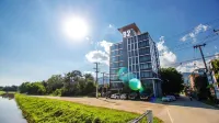B2 Black Business and Budget Hotel Hotels near GEDHAVA