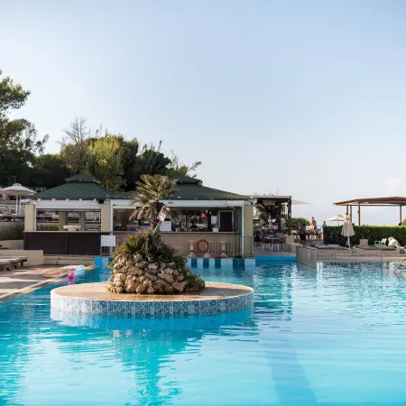 Akron Seascape Resort
