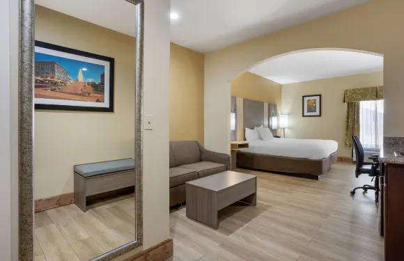 斯普林菲爾德機場貝斯特韋斯特優質酒店