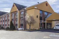 Quality Inn Cromwell - Middletown Hotels near Wesleyan University