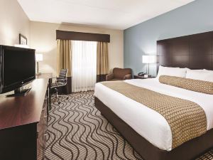 La Quinta Inn & Suites by Wyndham Knoxville Airport