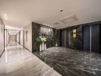 Hotel Samwon Plaza Hotels near Surisa Temple
