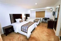 Sinkor Palace Hotel di 