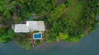 Amã Stays & Trails White House, Lonavala Hotels in Waksai