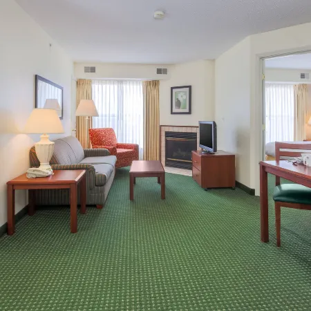 Residence Inn Oklahoma City South Отели рядом с достопримечательностью «Торговый центр "Кроссроудз"»