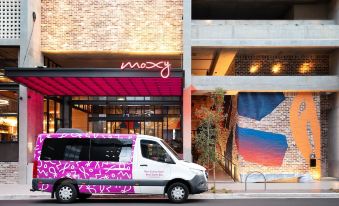 Moxy Sydney Airport