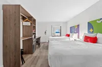 Travelodge Inn & Suites by Wyndham Jacksonville Airport