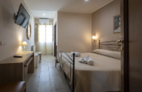 B&B S. Elia Villa Surrounded by Greenery 卡爾塔尼塞塔酒店