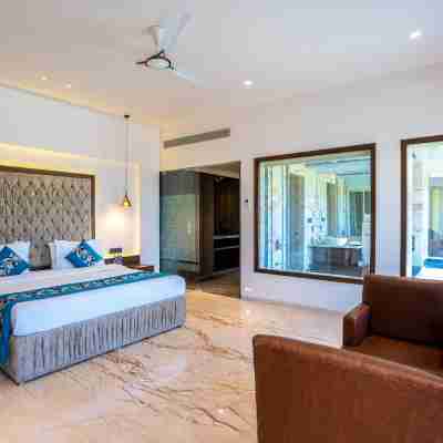 Tropical Retreat Luxury Spa & Resort Rooms