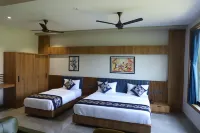 Hotel Maple Tree Inn Hotels in Mehsana