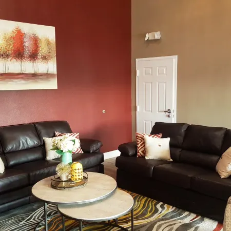 Red Roof Inn & Suites Houston - Humble/ IAH Airport
