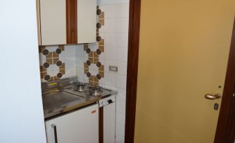 Bright Studio Close to Ponente Beach - Beahost