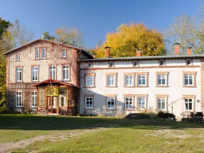 Manor Apartment in Alt-Krassow by Nature Reserve Hotels near Herrenhaus Vogelsang