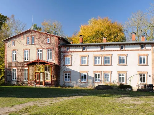 Alt Krassow Lakeside Retreat