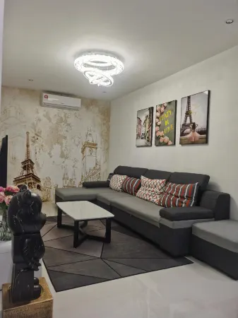 Princeton Suites Kuching Airport @Eyvone Homestay Отели в г. Kuching Division