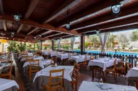 IH Hotels le Zagare Resort Hôtels à : Porto Sa Ruxi