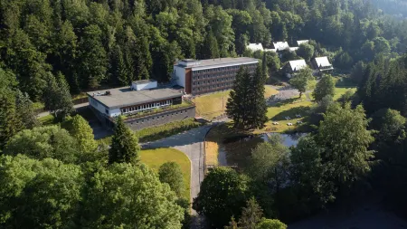 Hotel Schwarzbachtal Hideaway Отели в г. Адорф