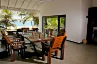 Suite Lanka - parking