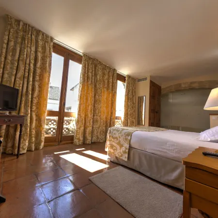 Hotel Puerta de la Luna