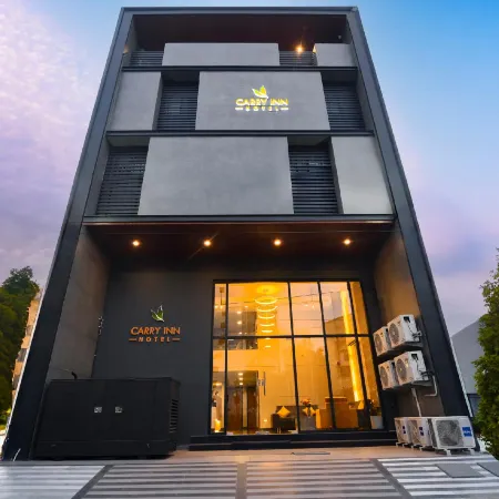 Carry Inn Hotel Indore