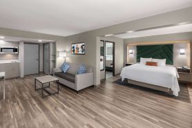 Wingate by Wyndham Sulphur Near Lake Charles