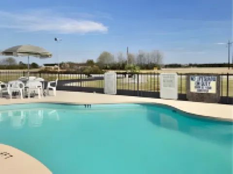 Florence Inn and Suites