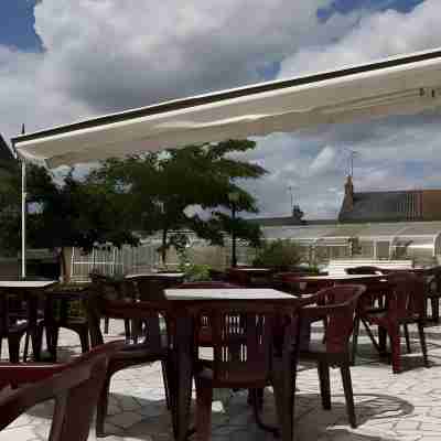 Le Relais du Bellay Dining/Meeting Rooms