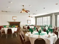 Hawthorn Extended Stay by Wyndham Ellsworth / Bar Harbor