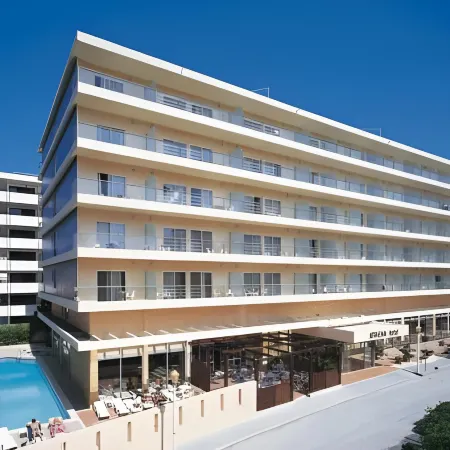 Athena Hotel Отели рядом с достопримечательностью «Порт Мандраки»
